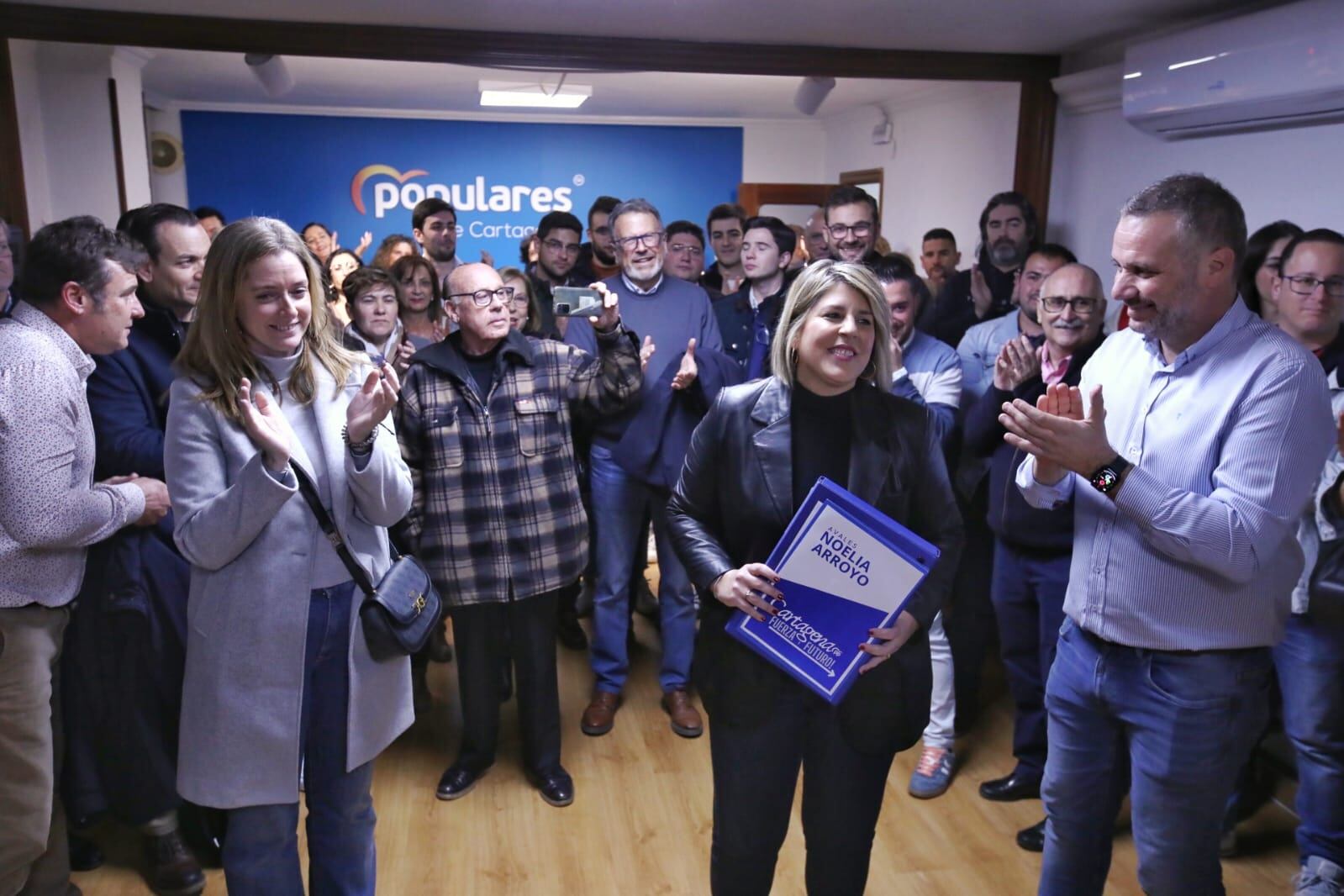 Noelia Arroyo formaliza su candidatura al congreso del PP de Cartagena