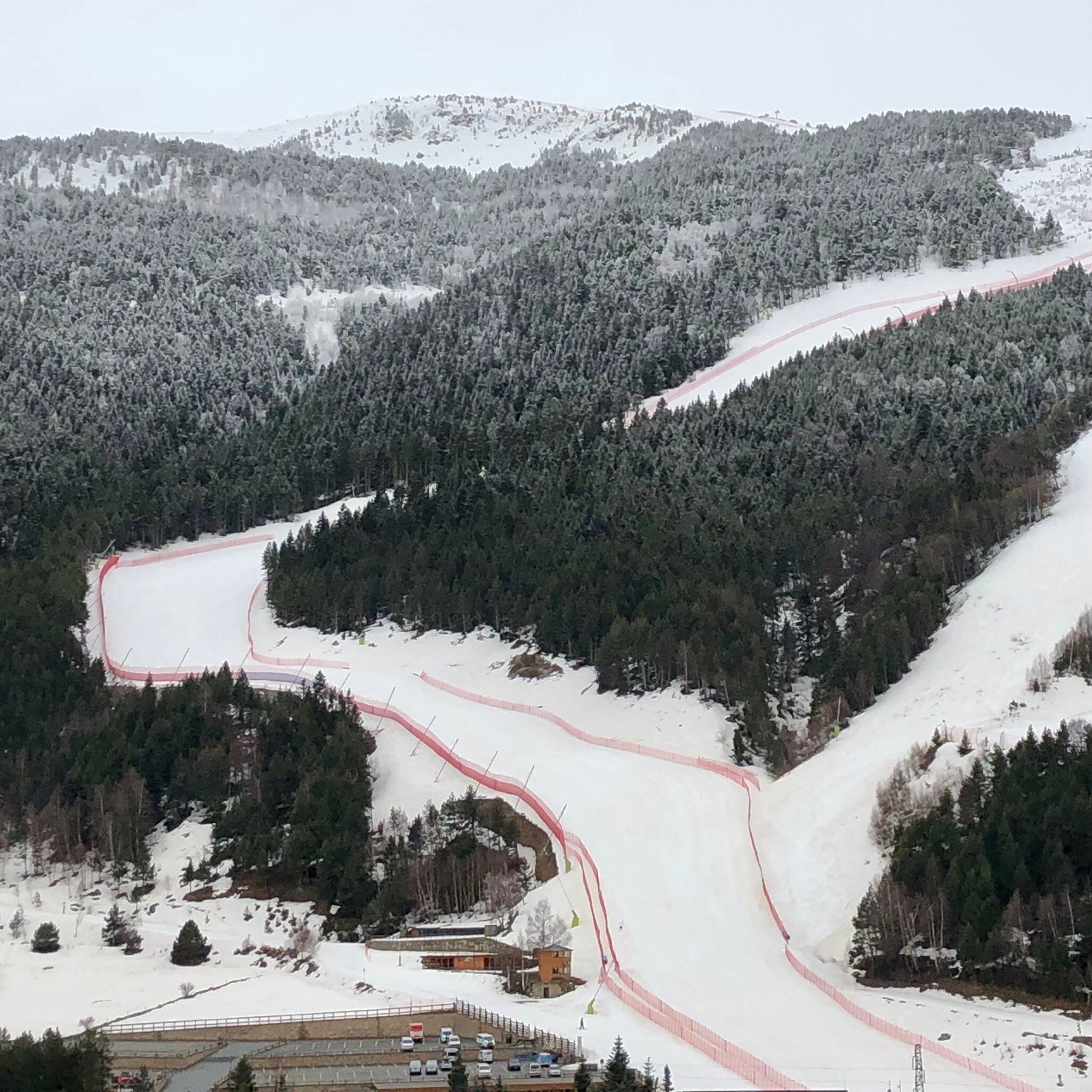 La FIS lloa la capacitat de superació de Grandvalira i assegura que està preparada per acollir uns Campionats del Món
