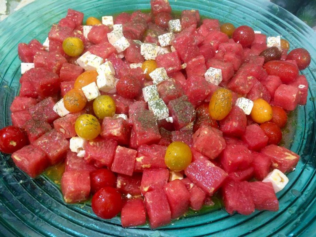 Ensalada de sandía, tomatitos y queso del restaurante Amaltea.Córdoba