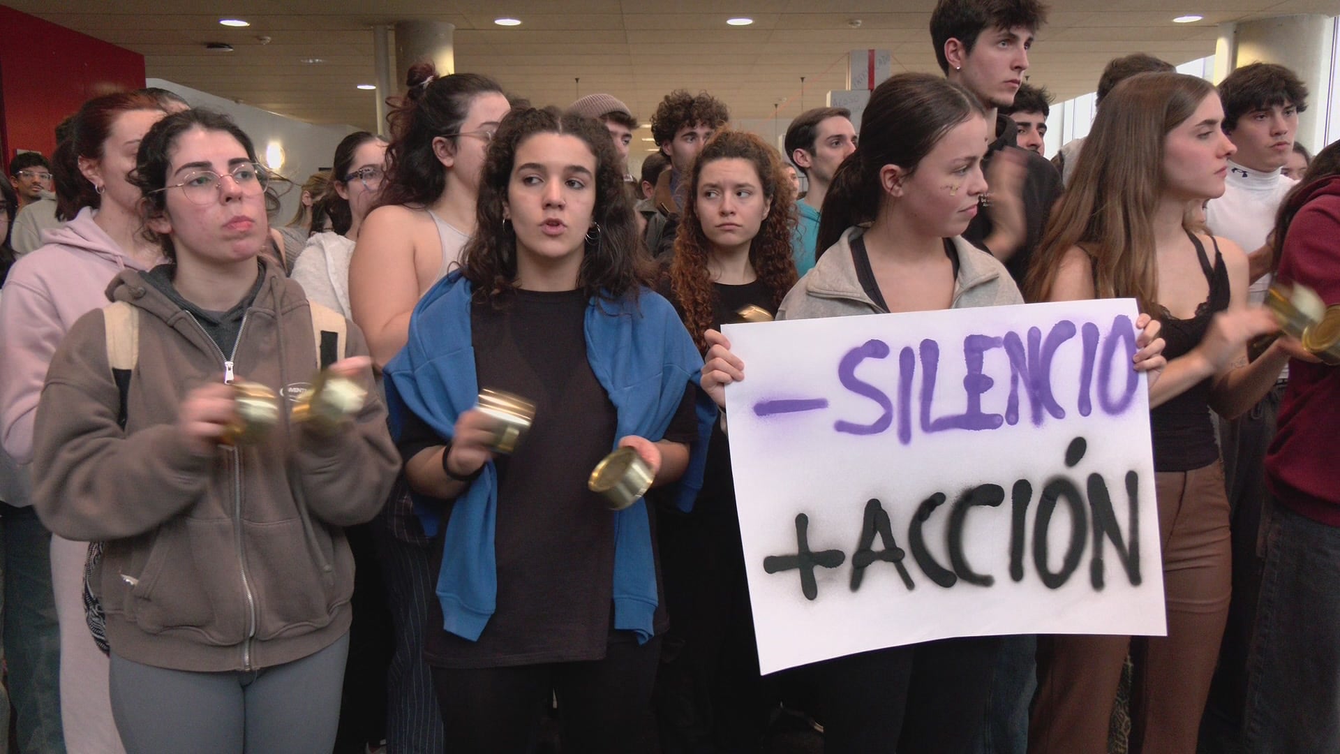 Protesta de las alumnas y los alumnos de la ESAD.