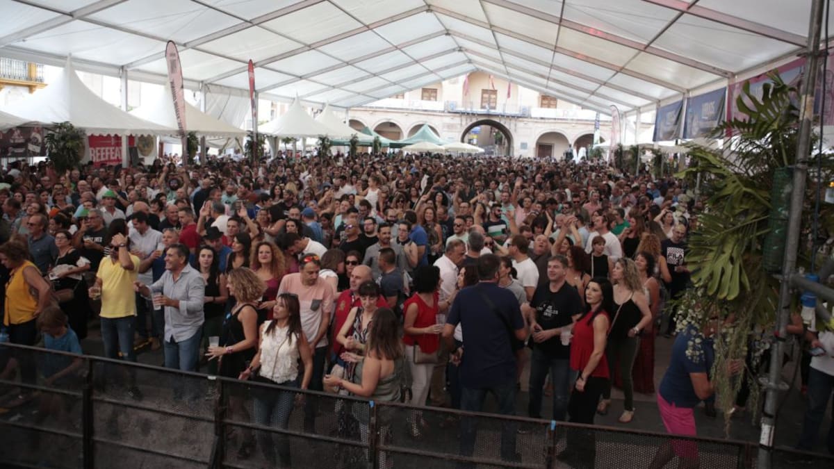 Los hosteleros plantean celebrar la Feria de Septiembre junto a las Fiestas de San Clemente en noviembre