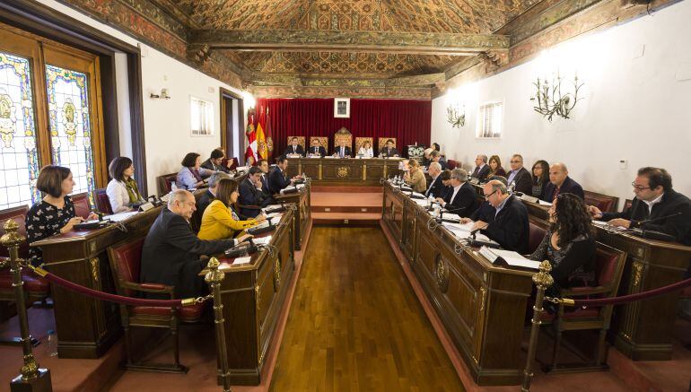 Reunión del pleno de la Diputación de Valladolid
