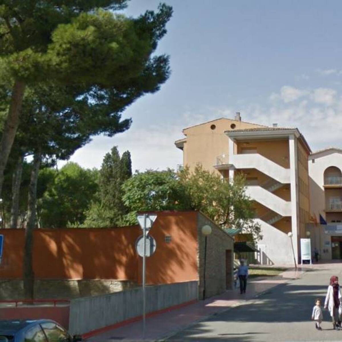 La Consejería de Bienestar Social pide información sobre la muerte de un residente y sobre la trayectoria de la Residencia Sagrada Familia