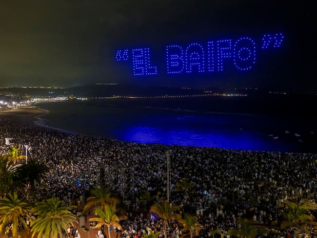 Quevedo ha anunciado que publica "esta semana" de su tercer álbum, 'El Baifo', con un espectáculo de drones en la playa de Las Canteras