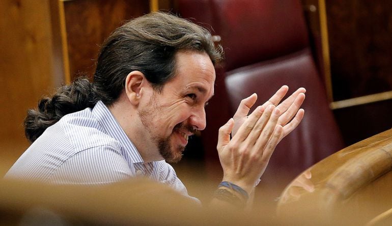 El líder de la formación Podemos, Pablo Iglesias, durante el pleno del Congreso de los Diputados, esta tarde en la Cámara Baja. 