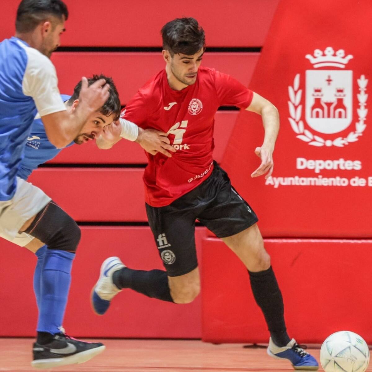 El Nueva Elda Finetwork logra un sufrido triunfo ante el Hondón de los Frailes (4-3)