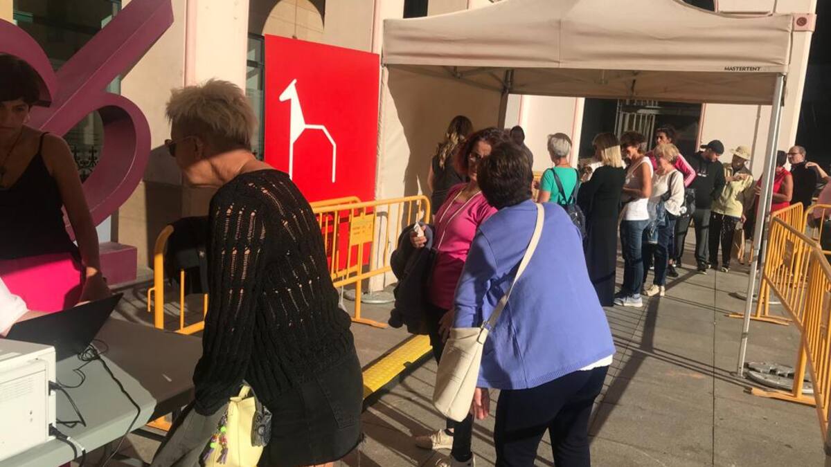 Buena acogida a los Bonos Impulsa presenciales, que no se han agotado