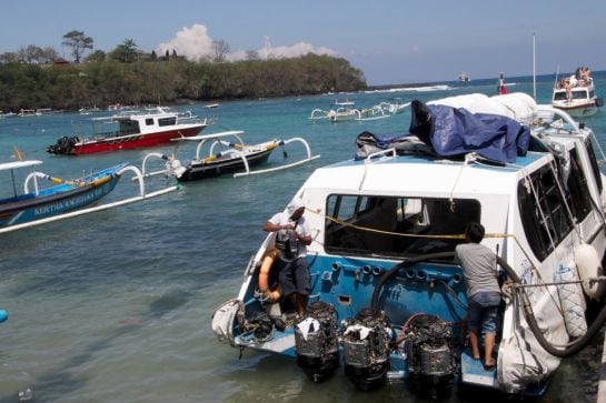 El ferry siniestrado navegaba con 35 pasajeros entre las islas de Bali y Lombok.