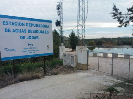 Acceso a la EDAR de Jódar, por el camino de Los Picones