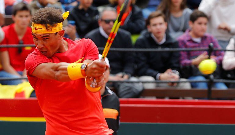 Rafa Nadal, en su partido de la Copa Davis ante Philipp Kohlschreiber.