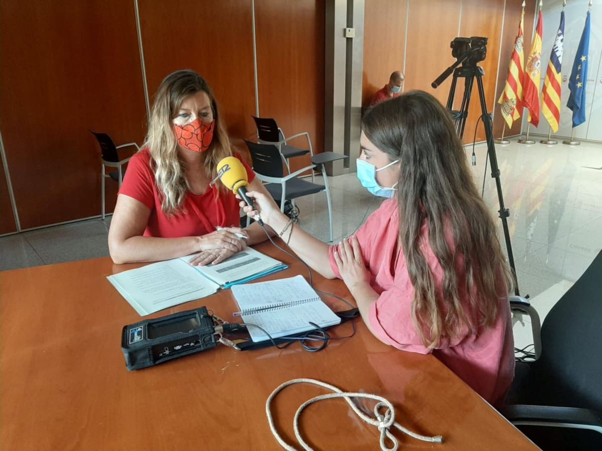 Patricia Gómez: "No es un confinamiento, pero debemos limitar la movilidad en Ibiza y Sant Antoni"