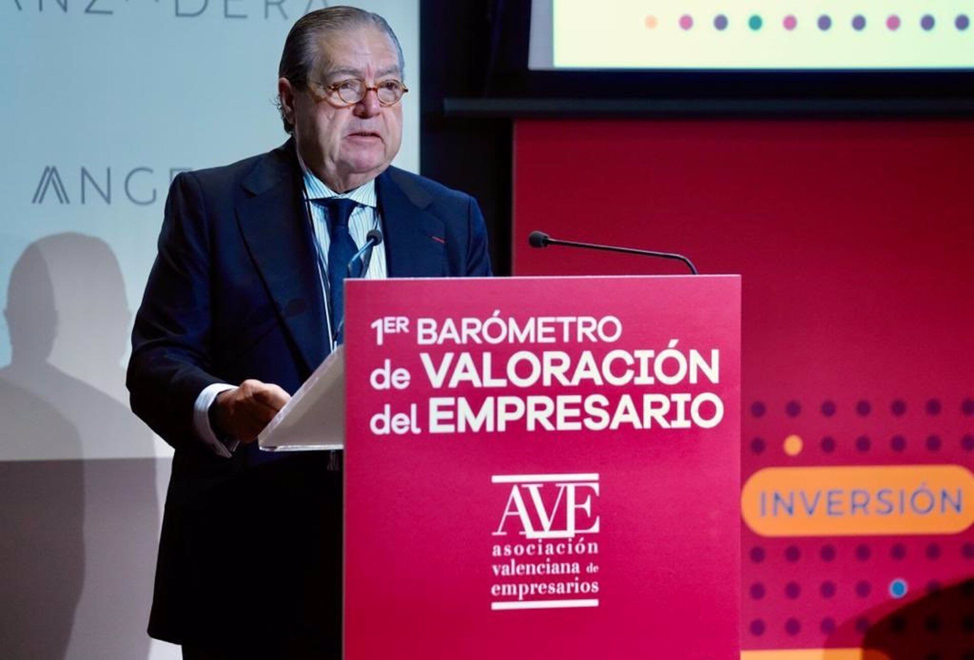 El presidente de AVE, Vicente Boluda, durante la presentación del primer Barómetro de valoración del empresariado