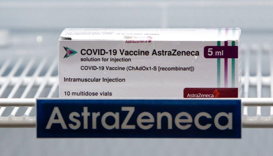 Canarias paraliza más de 50.000 vacunas de AstraZeneca durante 15 días