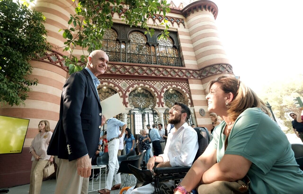 Presentación de la campaña turística Love Sevilla Back