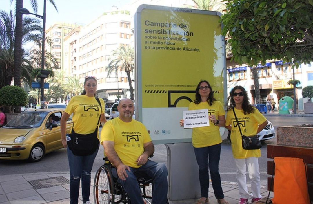 Representantes de COCEMFE Alicante