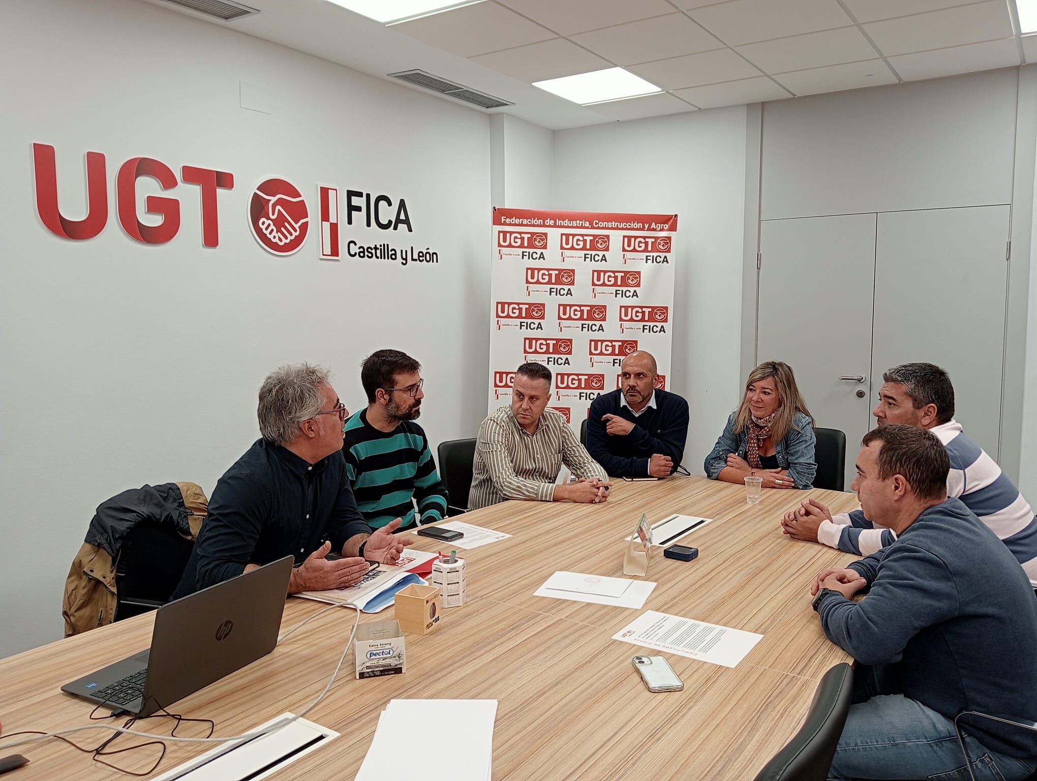 UGT FICA reprocha a Benteler la falta de inversión en su planta de Venta de Baños para mantener la actividad de sus 85 trabajadores