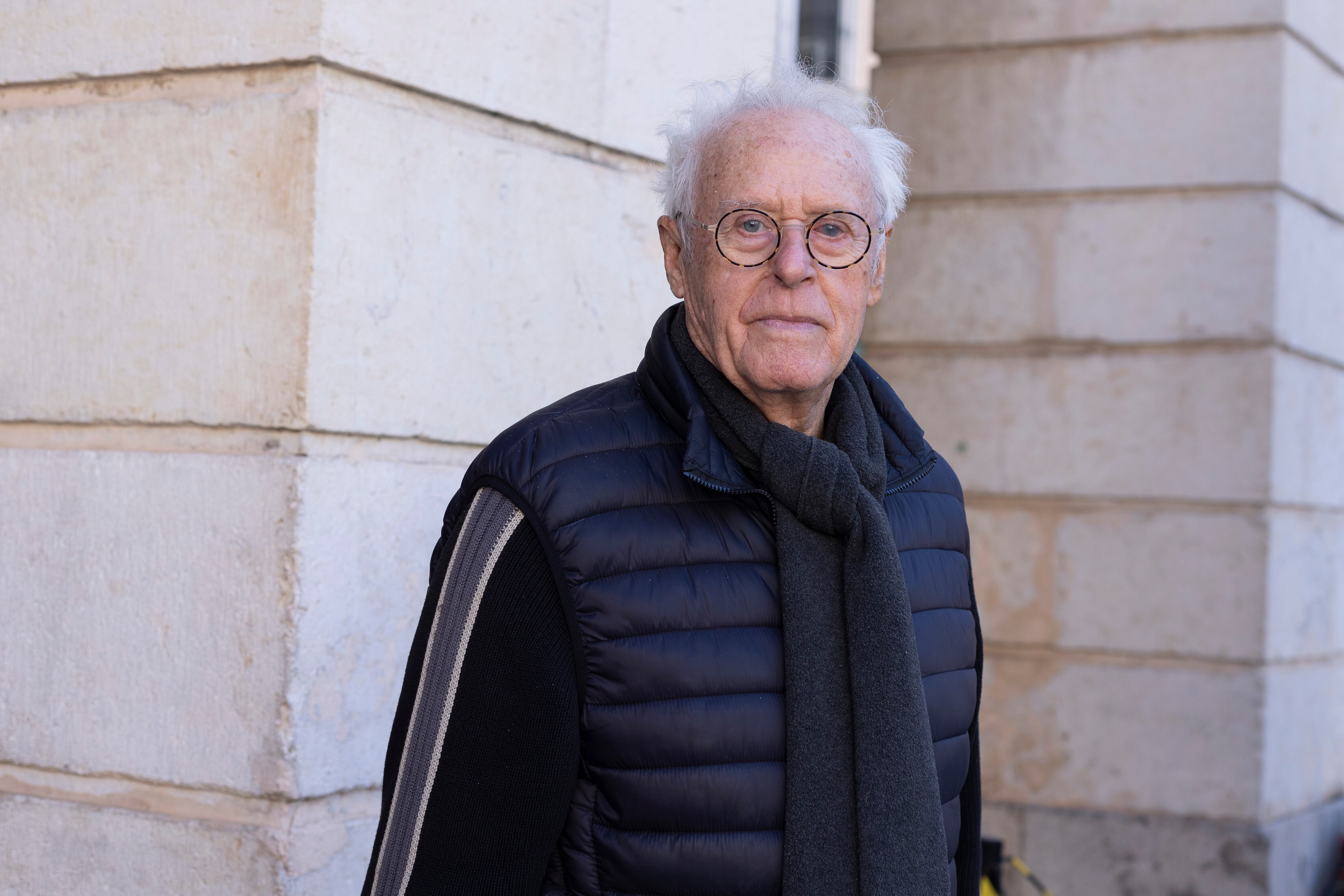 Pep Gomar, "Tano", a las puertas del Ayuntamiento de Gandia.