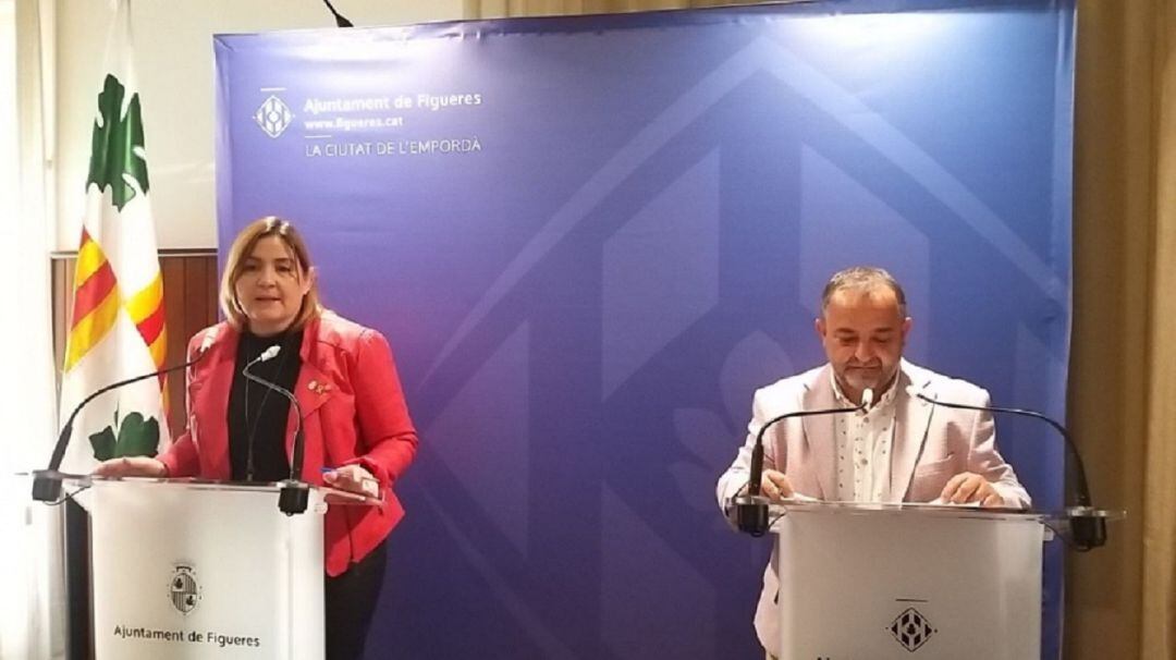 L'alcaldessa Agnès Lladó i el regidor Jesús Quiroga en un moment de la roda de premsa telemàtica.