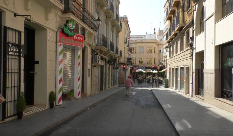 Calle de la Victoria por la que bajaba la Acequia Mayor del pantano