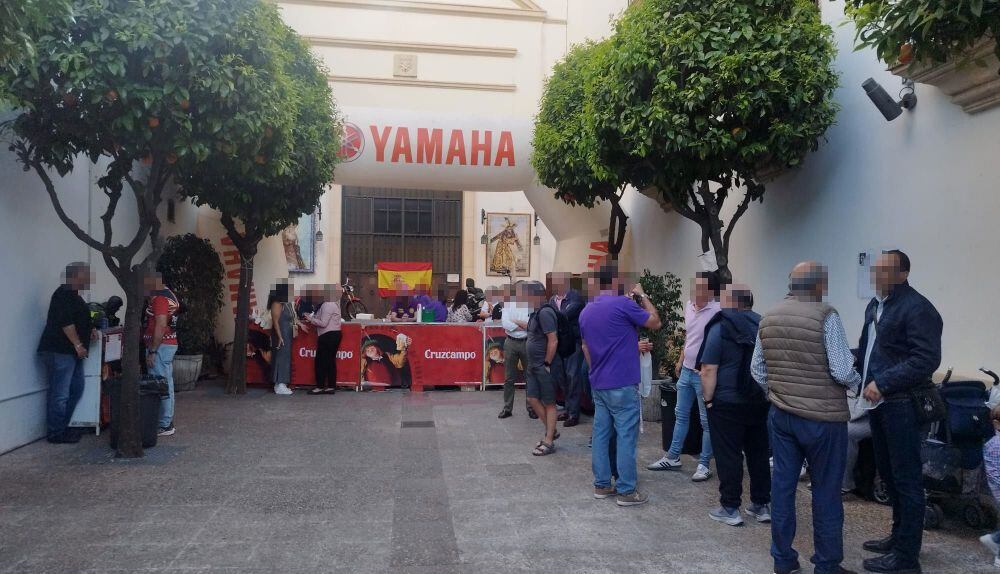 La barra que se instaló el pasado viernes en el patio de San Juan de Letrán