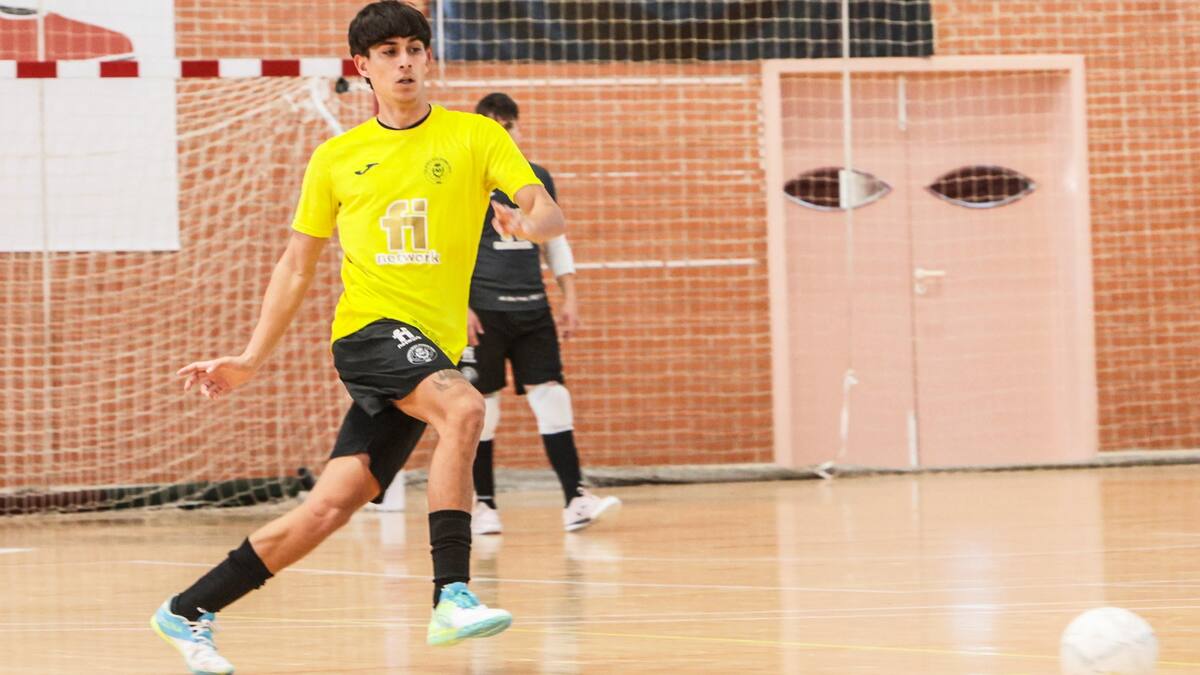 El Nueva Elda Finetwork sucumbió ante la superioridad del Horadada (2-3)