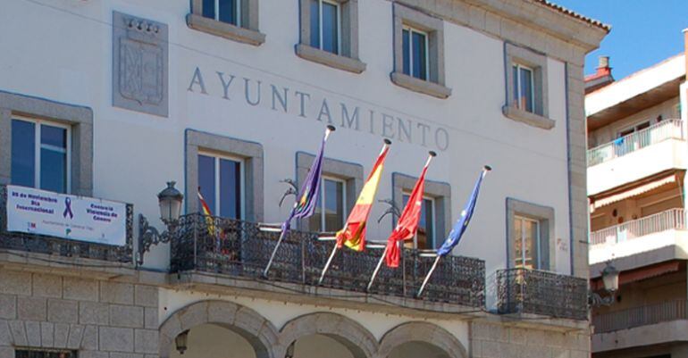 Fachada del ayuntamiento de Colmenar Viejo