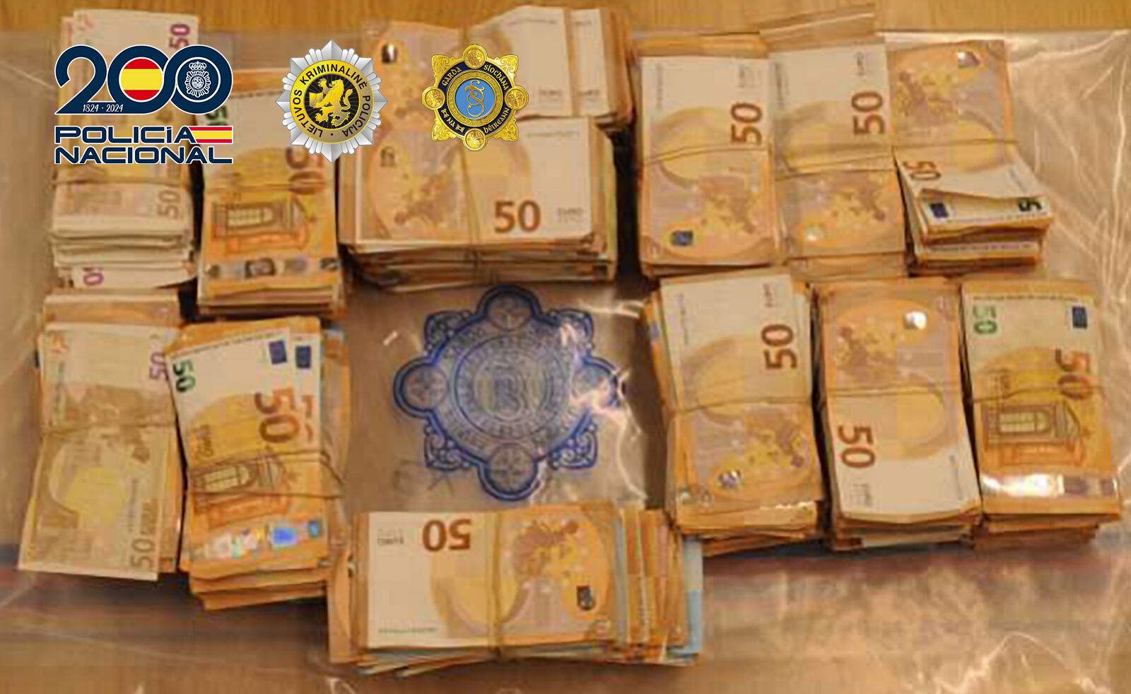 MADRID, 08/07/2025.- La Policía Nacional ha detenido en Orihuela (Alicante) al hijo y lugarteniente del líder de una red de narcotraficantes lituanos responsables del mayor alijo de cocaína realizado en Europa, alrededor de 16 toneladas de cocaína incautadas en 2021 en el puerto alemán de Hamburgo. La Dirección General de la Policía Nacional informa este martes de la desarticulación de esta organización criminal de origen lituano, en una operación en la que han sido arrestadas nueve personas -siete en Lituania, una en España y otra en Irlanda- acusados de introducir en Europa grandes cantidades de cocaína procedentes de Sudamérica y de hachís desde Marruecos. -EFE/ Policía Nacional ***SOLO USO EDITORIAL/SOLO DISPONIBLE PARA ILUSTRAR LA NOTICIA QUE ACOMPAÑA (CRÉDITO OBLIGATORIO)***