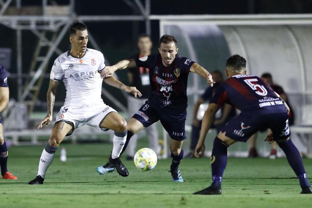 Imagen del partido entre el Yeclano y la Cultural Leonesa