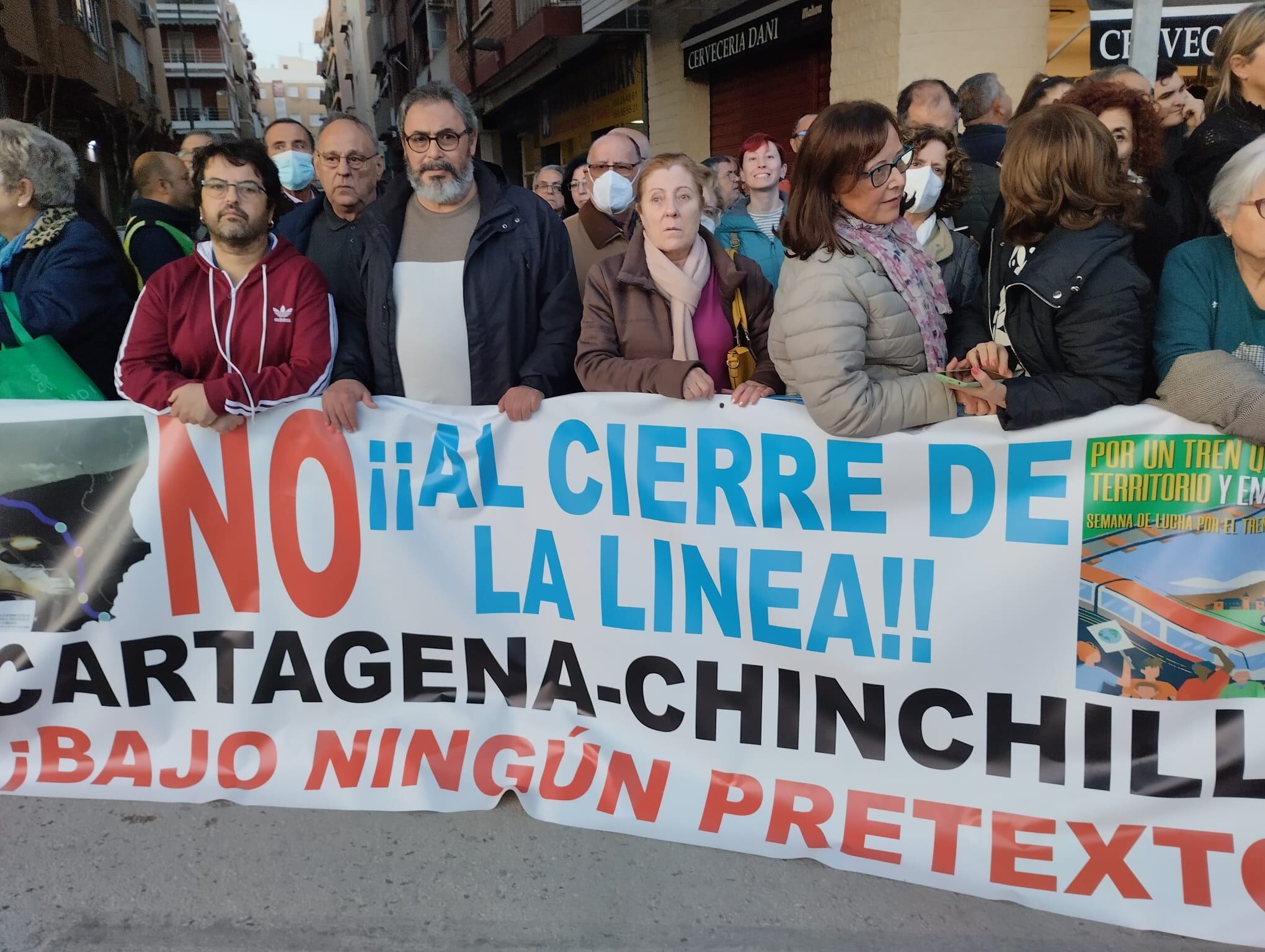 Protesta de la Plataforma ¡No al cierre de la línea Cartagena-Chinchilla!