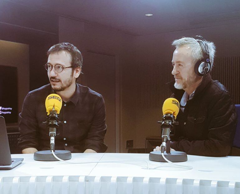 David Serrano y Carlos Hipólito en los estudios de la SER