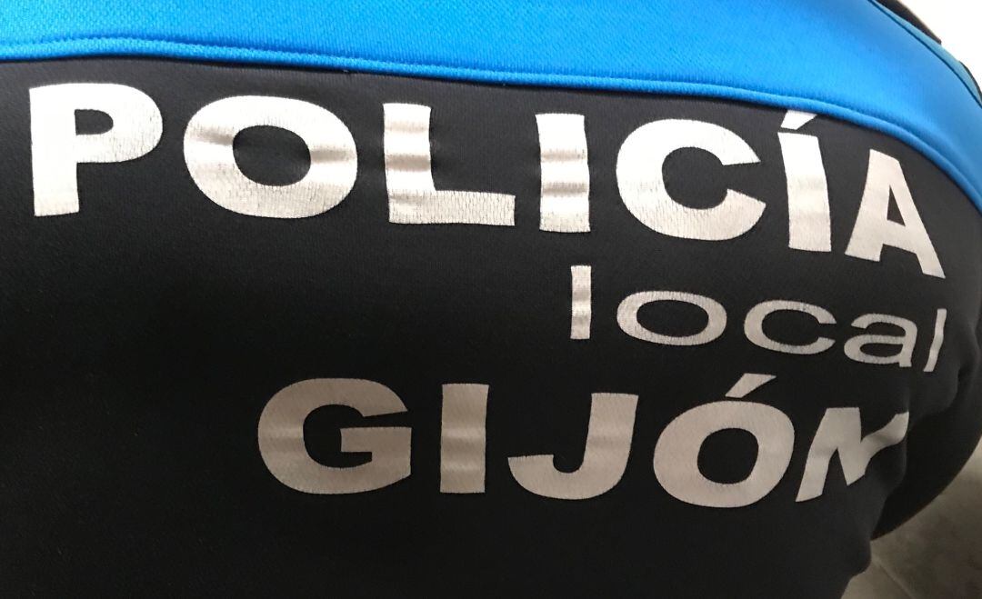 Agente de la Policía Local de Gijón. 