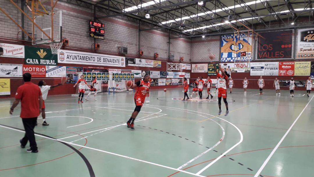 Calentamiento previo al partido