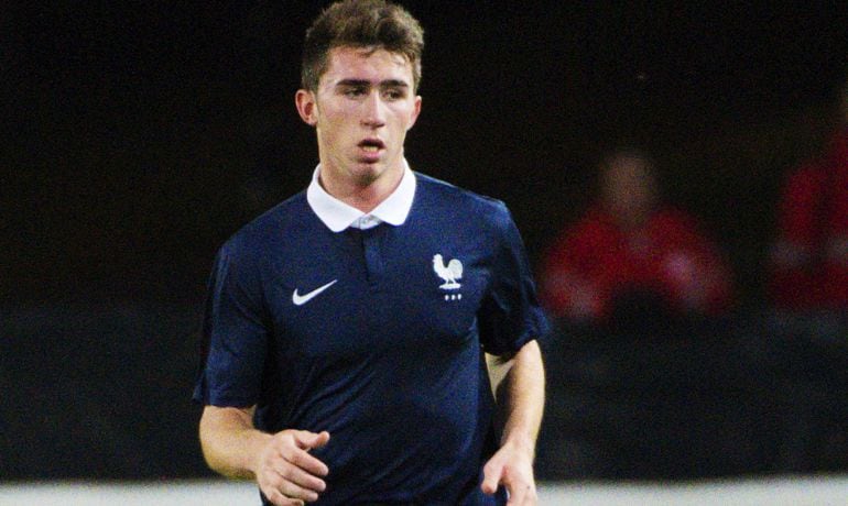 Laporte, durante un partido con la selección sub&#039;21 de Francia