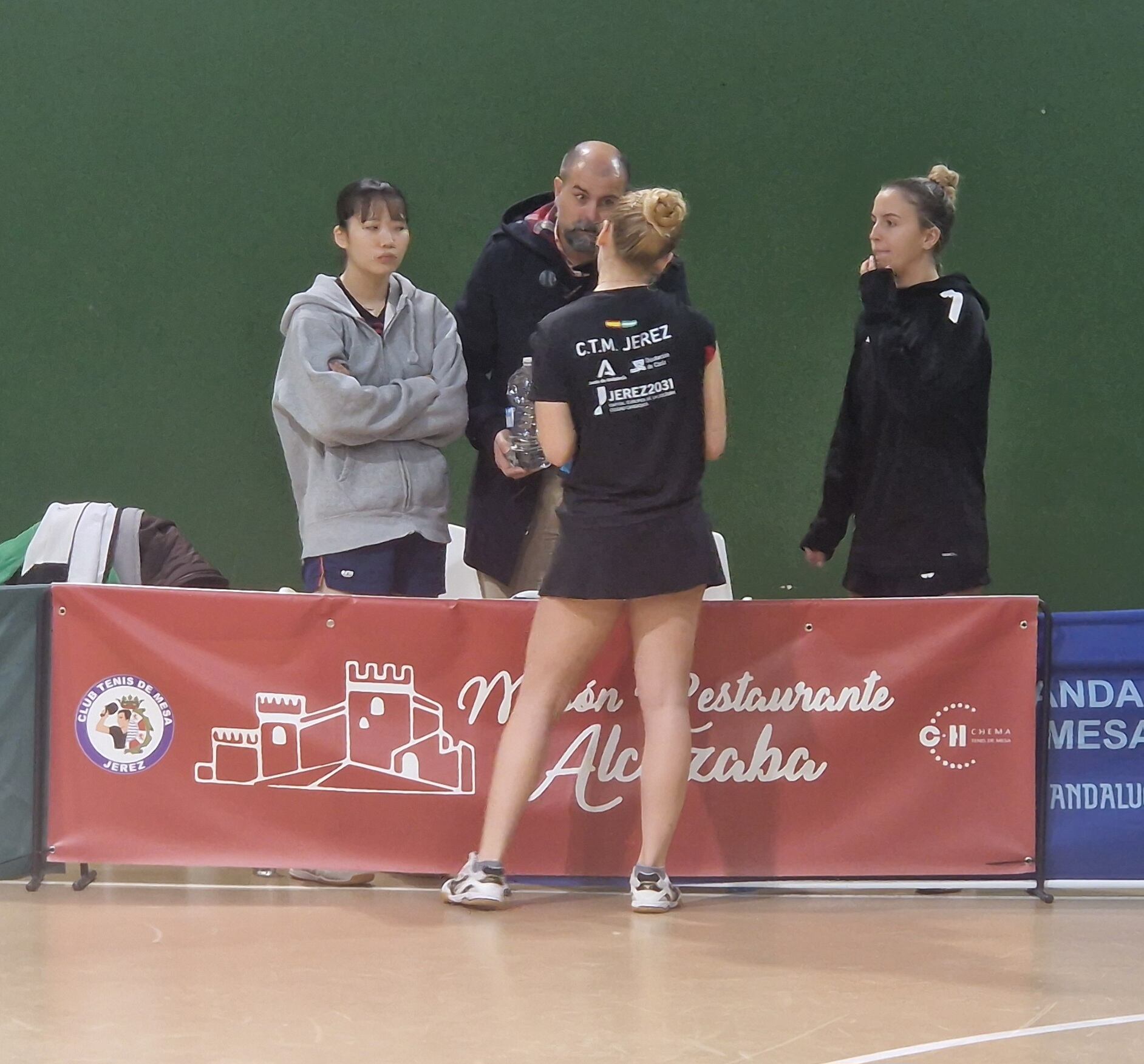 Doble derrota del equipo femenino del CTM Jerez en la Liga Iberdrola