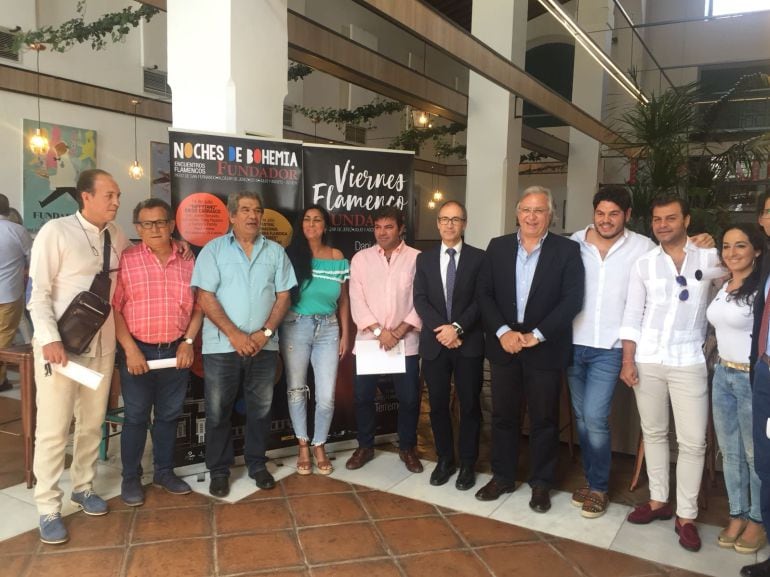 Las bodegas Fundador han acogido la presentación de &quot;Noches de Bohemia&quot; y los &quot;Viernes Flamencos&quot;