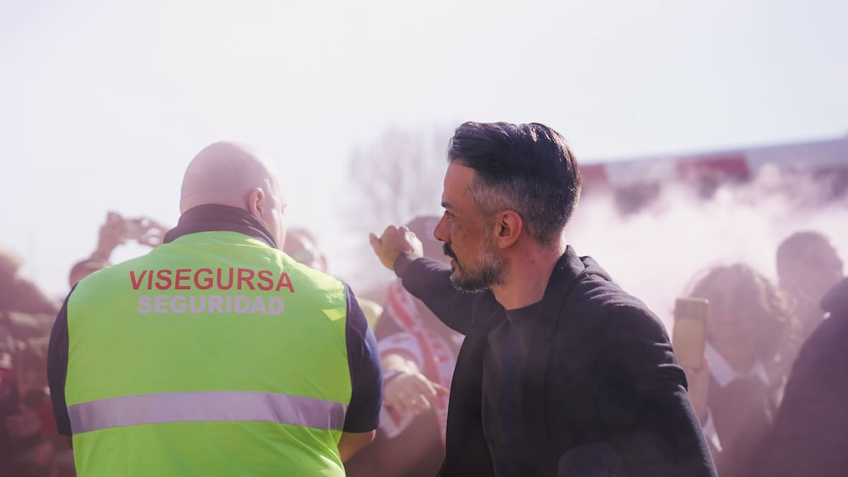 De la Barrera le pide "un paso al frente" a su plantilla