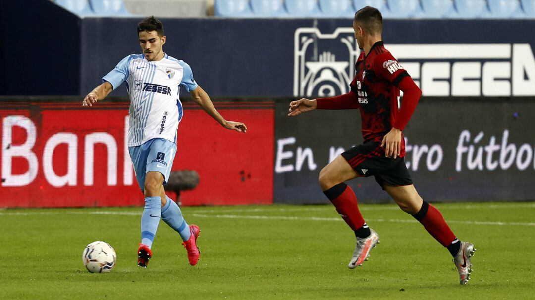 El Málaga y el Mirandés en el primer partido de Liga