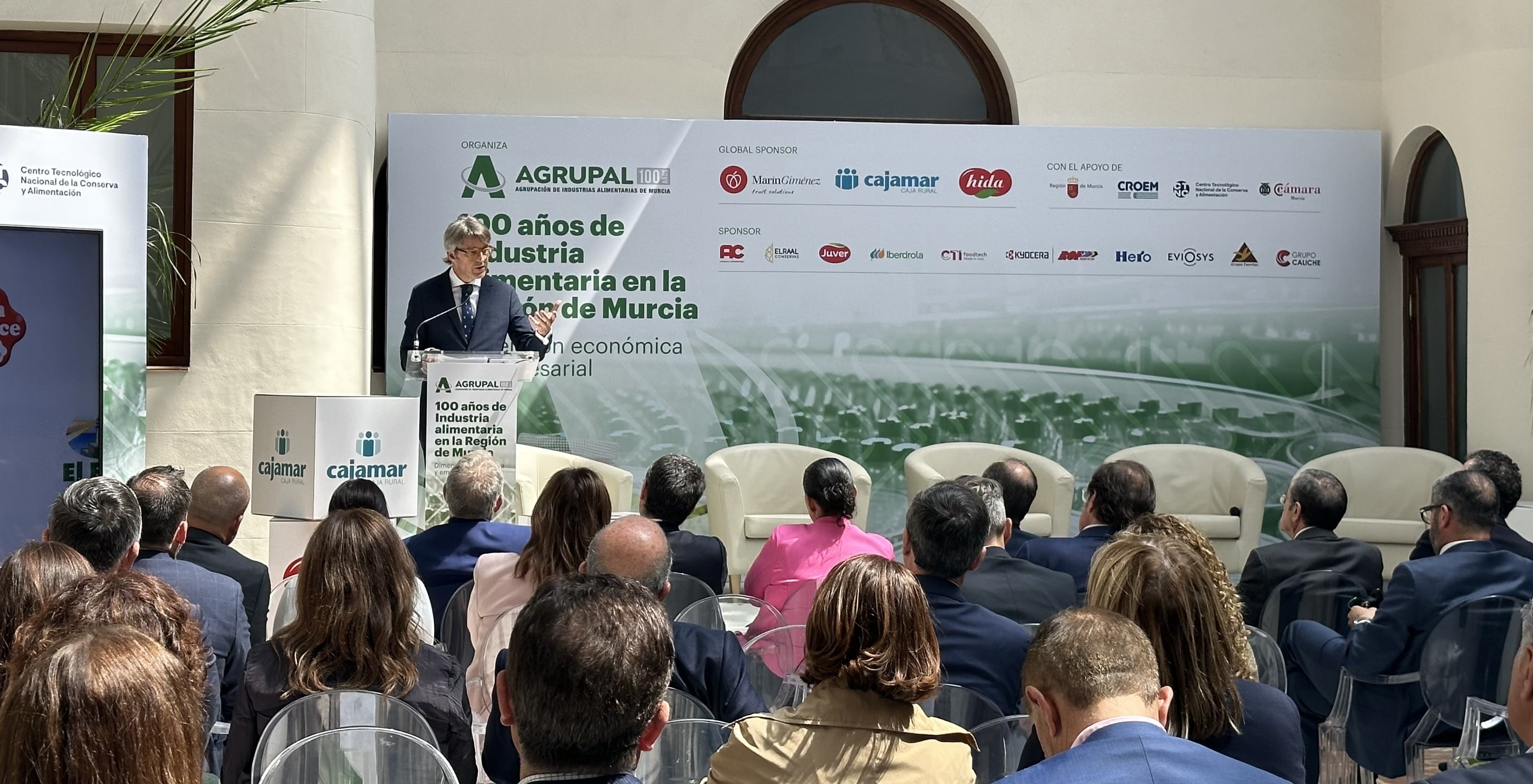 Luís Alberto Marín clausura la jornada empresarial organizada por Agrupal