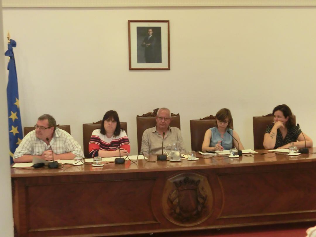 Sesión plenaria en el ayuntamiento de Dénia.