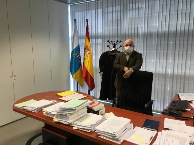 Arcadio Díaz-Tejera es titular del juzgado de instrucción 8 de Las Palmas que supervisa el CIE de Barranco Seco y denuncia las vulneraciones de derechos que se están cometiendo sistemáticamente en Canarias