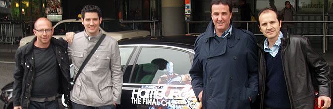 Jesús Gallego, Heri Frade, José Ramón de la Morena y Carlos Bustillo, a su llegada a Hamburgo