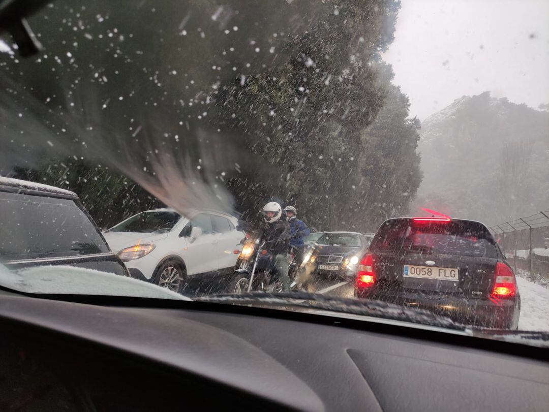 Atascos producidos durante este fin de semana para ir a ver la nieve en la Serra de Tramuntana.