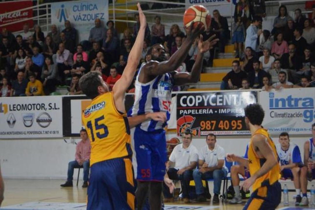 La escuadra berciana regresa al primer puesto de la clasificación