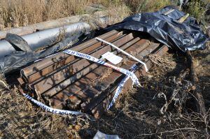 Carriles de vía férrea de los que se apoderaban los detenidos.