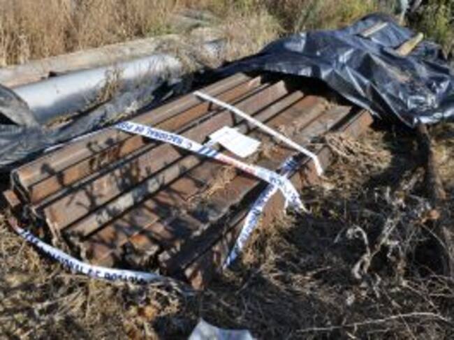 Carriles de vía férrea de los que se apoderaban los detenidos.