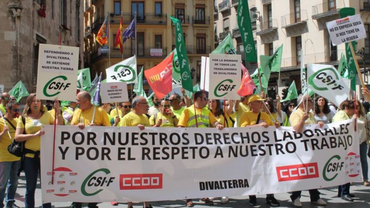 Entrevista en la ventana a la presidenta del Comité de empresa de Divalterra Ruth López