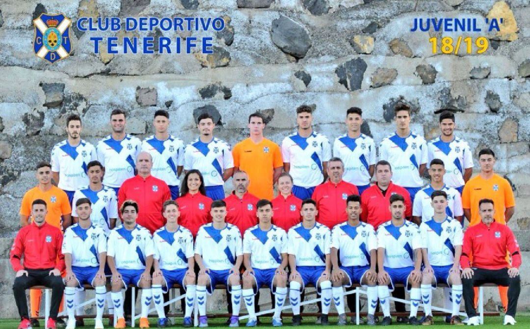 Equipo que se ha proclamado campeón de la división de honor juvenil