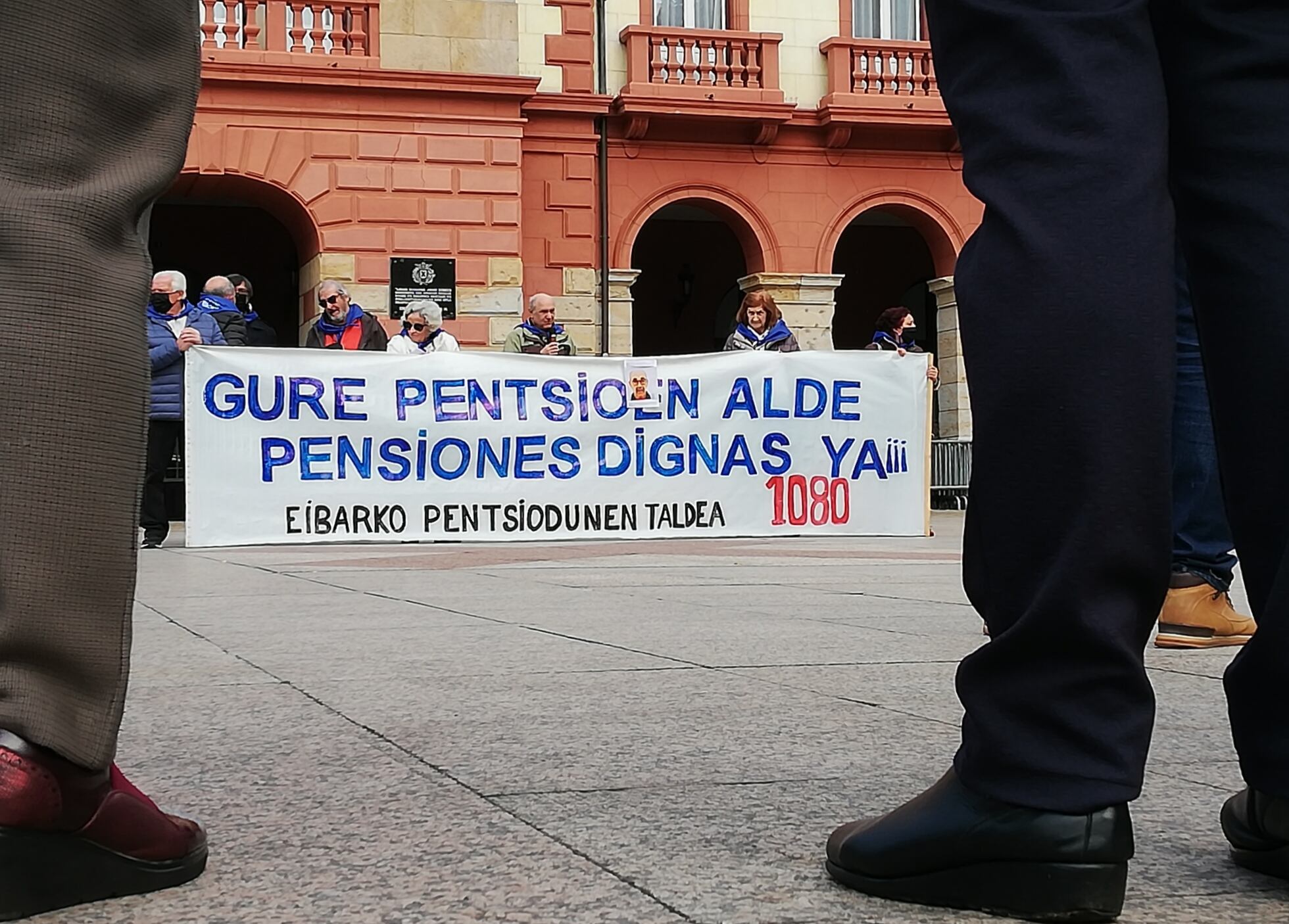 Los pensionistas reclaman una pensión mínima de 1080€