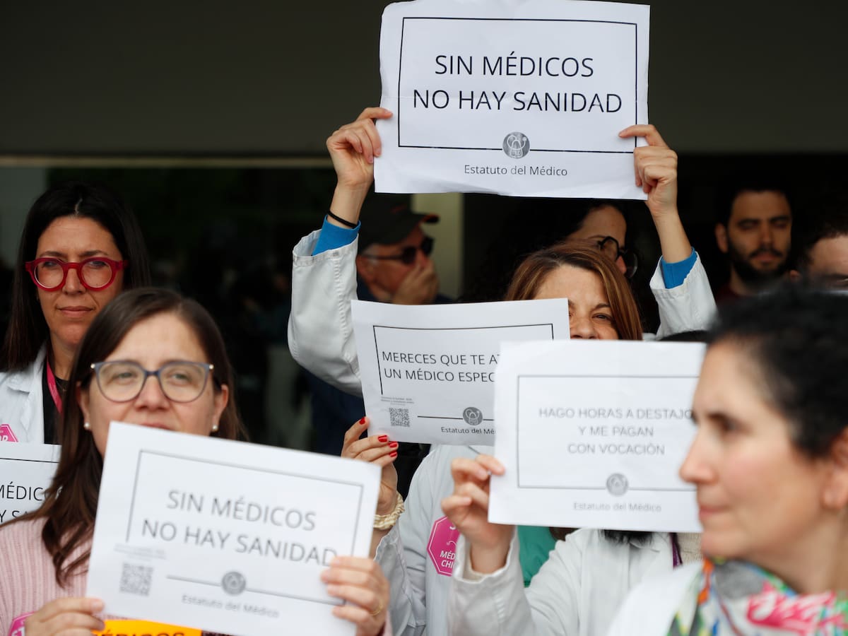 Defensa de la Sanidad Pública del Bierzo y Laciana reprochan a los médicos su petición de estatuto diferenciado