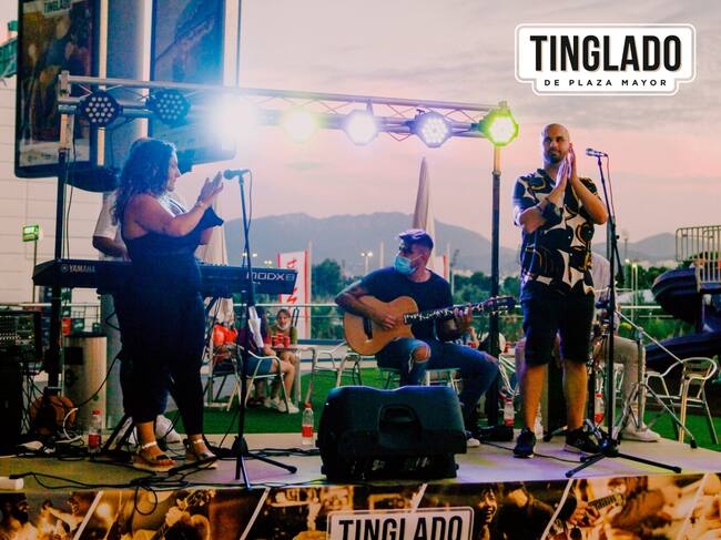 Actuación en el Tinglado de Plaza Mayor.